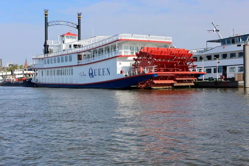 Hamburg: Guided Grand Harbor Sightseeing Cruise by Ship - Rickmer Rickmers and Cap San Diego: historic ships up close