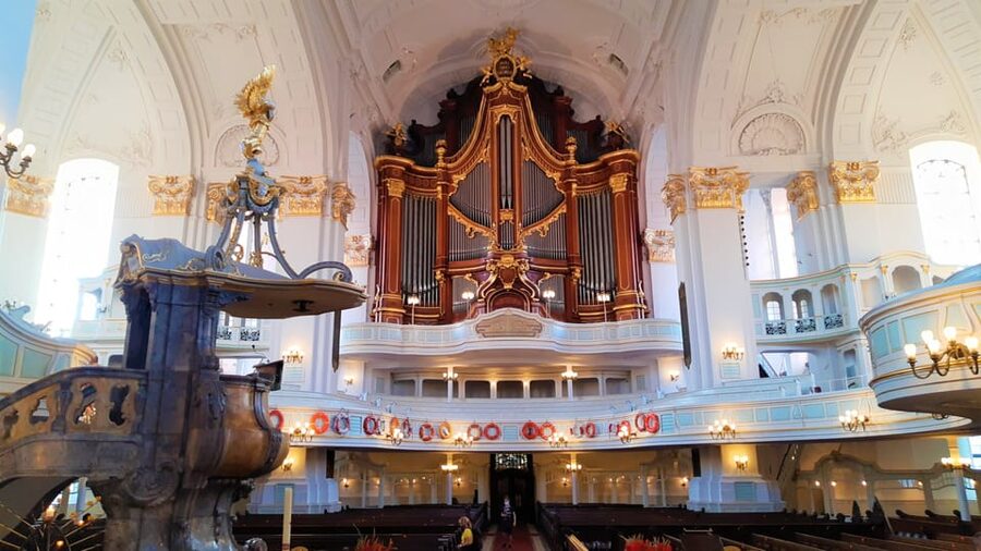 Hamburg: Guided Tour of St. Michael's Church - Price and Value for a 1-Hour Private German Tour