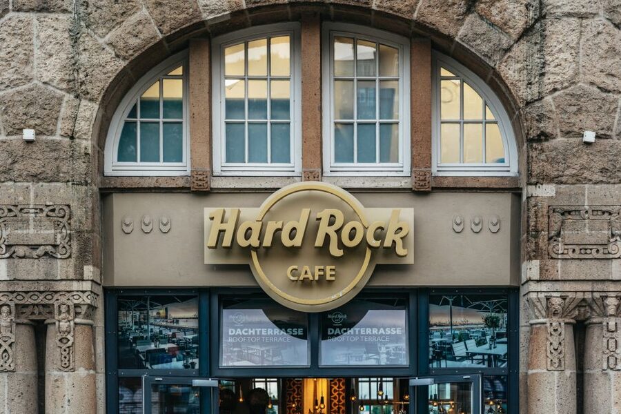 Hamburg: Hard Rock Cafe Skip-the-Line Meal - Key highlights to know before you go