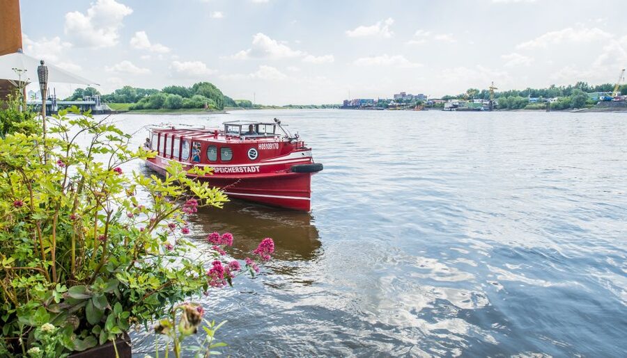 Hamburg: Hop-On Hop-Off Harbor Cruise with Commentary - Key Points You’ll Actually Use