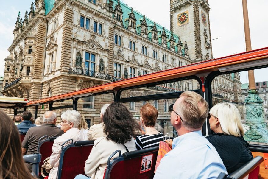 Hamburg: Line A Sightseeing Hop-On Hop-Off Bus Tour - Key things to know before you ride Line A