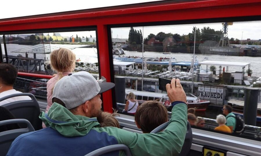 Hamburg: Line C Sightseeing Hop-On Hop-Off Bus Tour - Why Line C Works for First-Time Hamburg Sightseeing