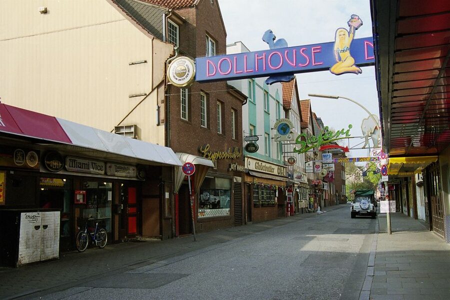 Hamburg: Line F Hop-On Hop-Off Bus and Boat Tour - Key Points to Know Before You Ride