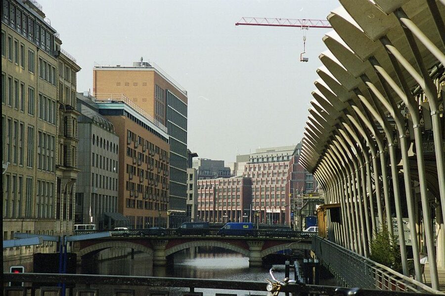 Hamburg: Line F Hop-On Hop-Off Bus and Boat Tour - Price and Value: What $43 Buys You Here