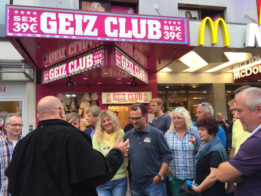 Hamburg: Original Kiez Tour in German with Eddy Kante - Weather, walking pace, and how to plan your day