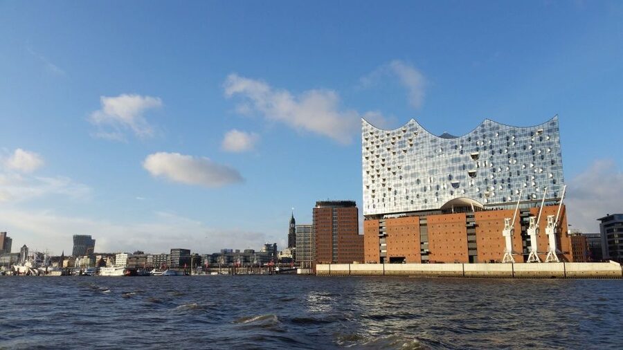 Hamburg: Private 3-Hour Guided Car Tour - Reeperbahn after dark energy, Beatles origins, and music-scene storytelling