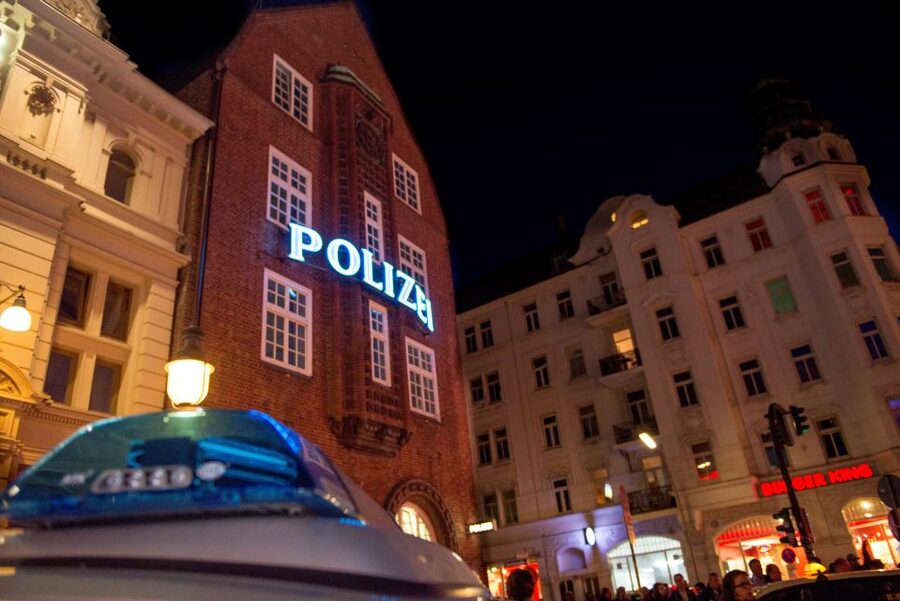 Hamburg: Private Tour Red Light District Walking Tour - Reeperbahn: the street, the bars, and the stories behind the name