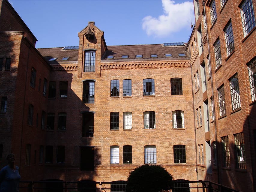 Hamburg: Private Tour - Schanzenviertel & Karolinenviertel - Key things you will notice on this Hamburg private tour