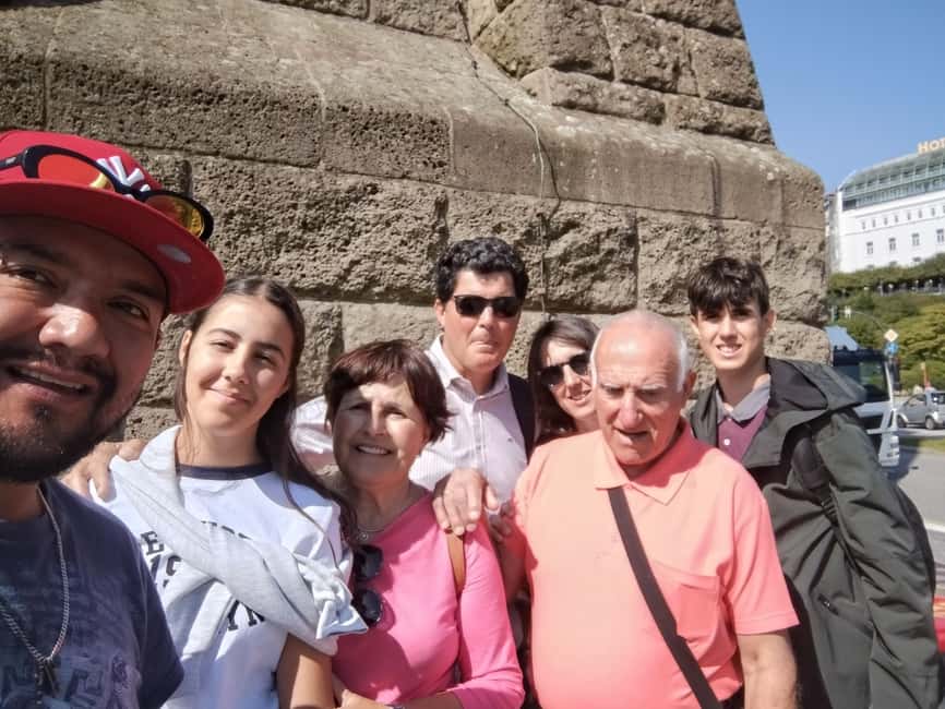 Hamburg Private Tour with a Local Guide - Why a private walking guide is the smart way to start Hamburg