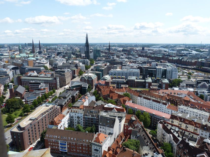 Hamburg Private Tour with a Local Guide - Comfort, walking pace, and what to wear