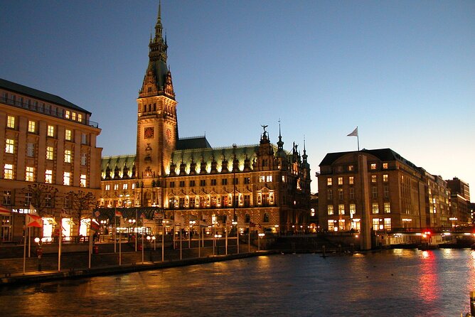 Hamburg Private Walking Tour with a Local - Starting at Bucerius Kunst Forum, then shaping the route