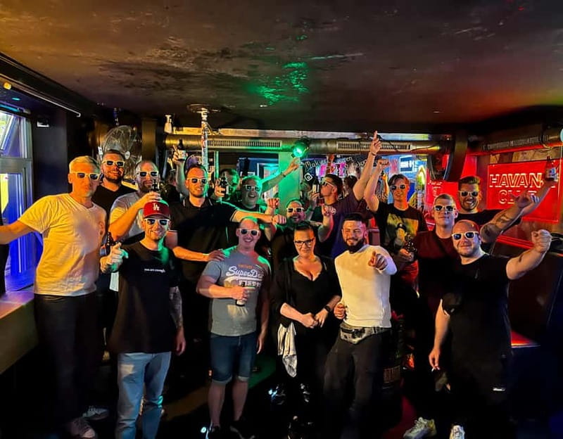 Hamburg: Pubcrawl & Nightlife Tour auf St.Pauli - Should you book it? My straight answer