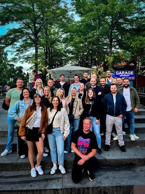 Hamburg: Pubcrawl & Nightlife Tour auf St.Pauli - Starting at Davidwache: where your Hamburg night really begins