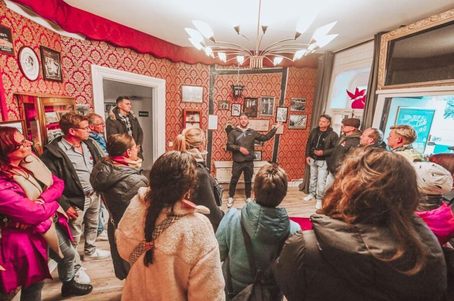 Hamburg: Reeperbahn & St Pauli Guided Tour with Kiez Insider - Herbertstrasse’s World Through the Guide’s Lens
