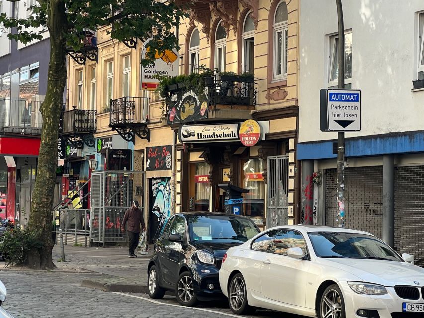 Hamburg: Reeperbahn & St Pauli Guided Tour with Kiez Insider - Davidwache Police Station as Your Reality Check Point