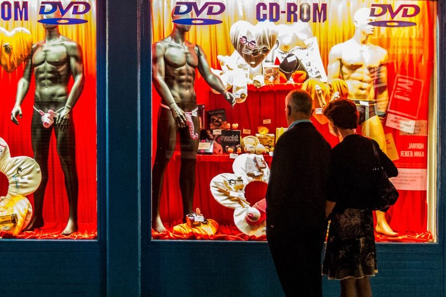 Hamburg: Sex and Crime in St. Pauli Tour for Ages 18+ - Is this respectful, or is it just shock value?