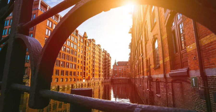 Hamburg: Speicherstadt Historical Guided Walking Tour - Walking Hamburgs UNESCO Speicherstadt in Two Hours