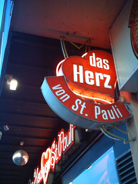 Hamburg: St. Pauli 1.5-Hour Tour - Key things to look forward to