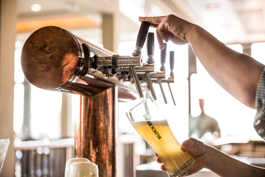 Hamburg: St. Pauli Breweries Walking Tour with Tastings - Price and value: is $57 for 2 hours fair?