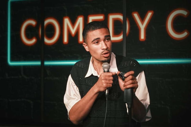 Hamburg: St. Pauli Comedy Club - Price and timing: what your roughly $28 really buys