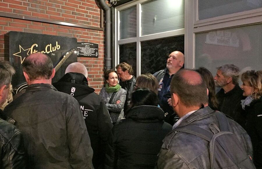 Hamburg: St. Pauli Highlights Guided Tour with Beer for 18+ - Herbertstraße and Hans-Albers-Platz: Streets With Real Nerves