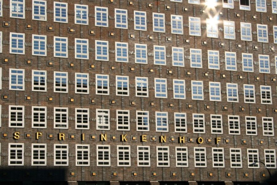 Hamburg: UNESCO-World Heritage Sites Tour - Price and Value: Why $18 Can Be a Smart First Hamburg Bet