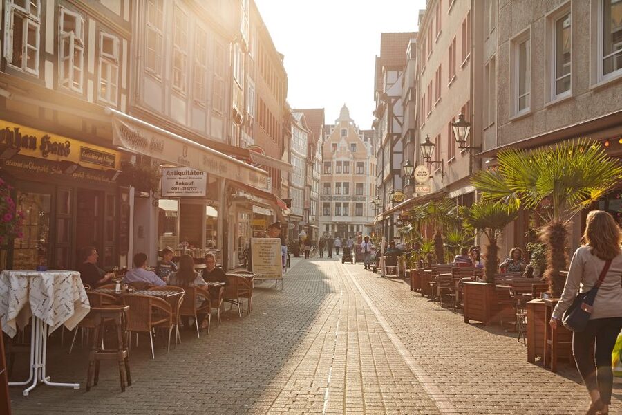 Hannover: Guided Old Town Walking Tour - Key things to know before you go