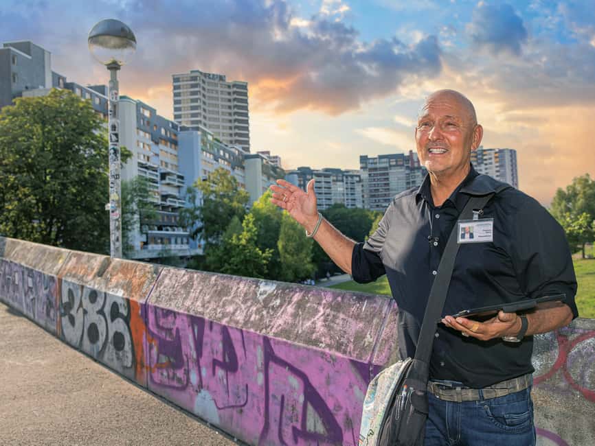 Hanover: Crime Walking Tour - Georgsplatz: where the tour sets the tone and frames the cases