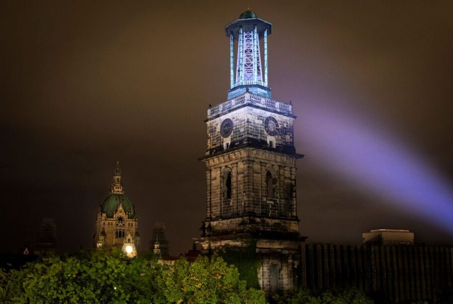 Hanover: Flashlight Guided Walking Tour at Night - Price and value: is 17 dollars a good deal for a 2-hour night tour?