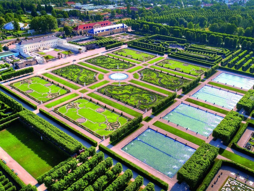 Hanover: Royal Gardens of Herrenhausen Guided Tour - Guide style in German, and how to enjoy the tour anyway