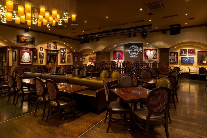 Hard Rock Cafe Munich with Set Lunch or Dinner - The menu decision: Acoustic 2-course vs Electric 3-course
