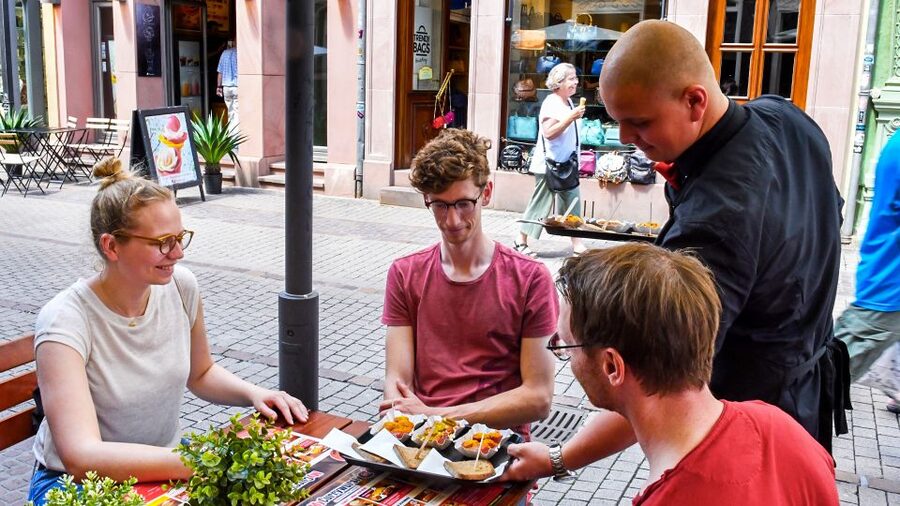 Heidelberg: Culinary city tour with delicious samples - How the guide makes Heidelberg feel personal (and not like a lecture)