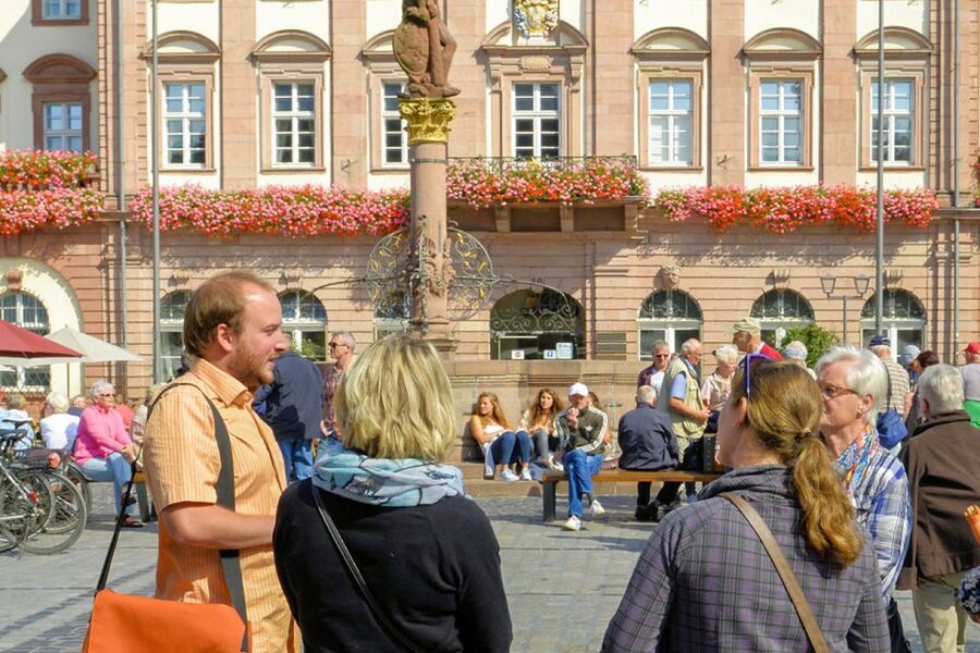 Heidelberg: Entertaining Guided Tour to Old Town Highlights - Neckar River Inspirations: Poets, Wordsmiths, and Victor Hugo Links