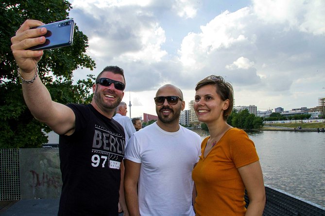 Highlights & Hidden Gems With Locals: Best of Berlin Private Tour - Stop 3: Museum Island, cathedral area, and the newly built castle