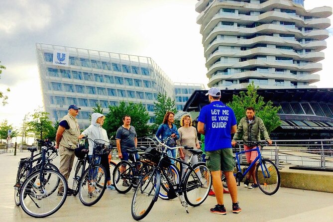 "Highlights of Hamburg" Biketour - A bike tour that compresses Hamburg’s best stops