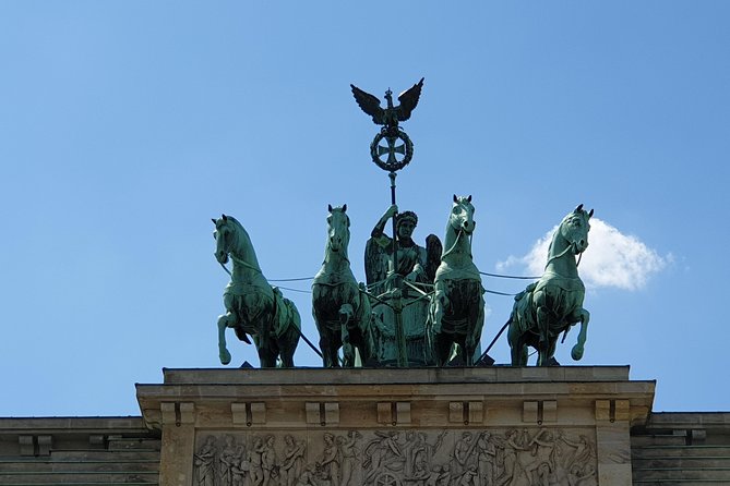 Historic center of Berlin - Tour in Italian - The Aviation Ministry building and the Fuhrerbunker: power across regimes