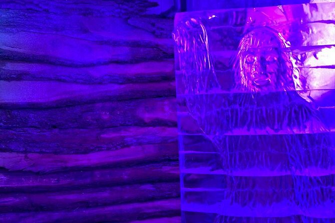 IceBar Cologne experience - Inside the IceBar: Cologne as Ice Art