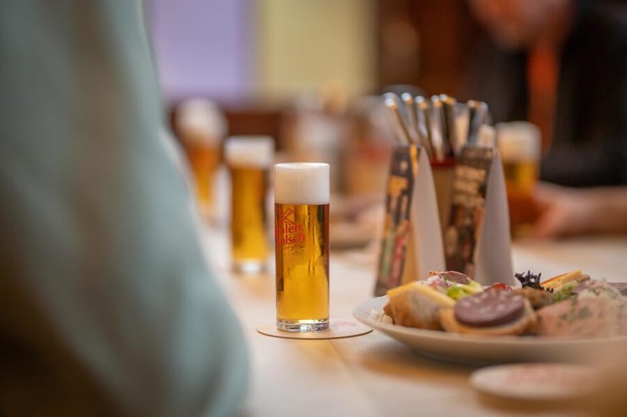 Informative and fun brewery tour in German, public - Getting started at Heumarkt 6 and the Mühlenbar spot