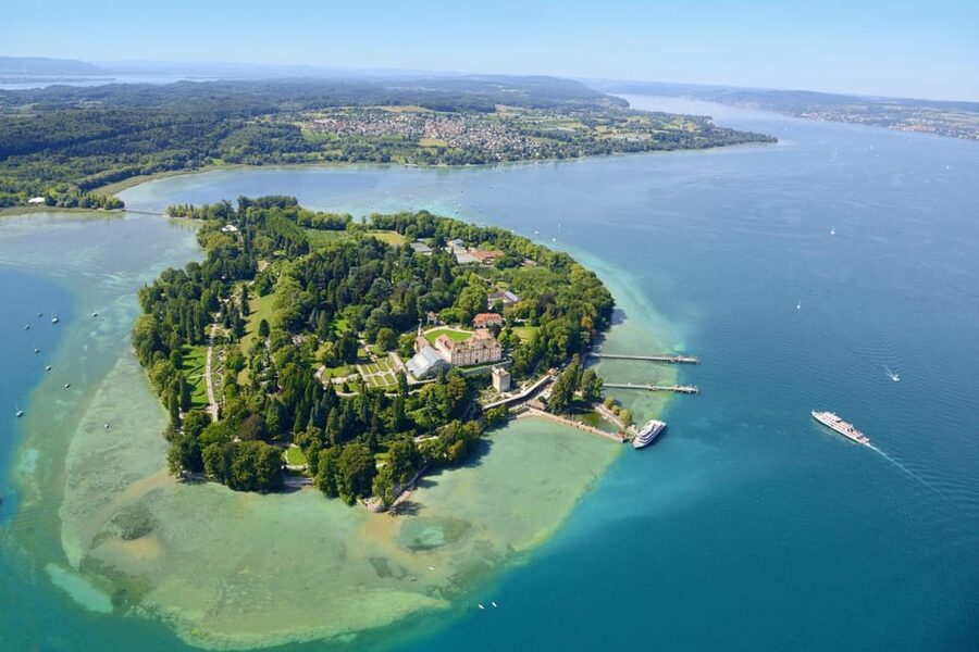 Konstanz: Mainau Island Entry Ticket - The garden show: flowers, botanic gardens, and that seasonal wow-factor