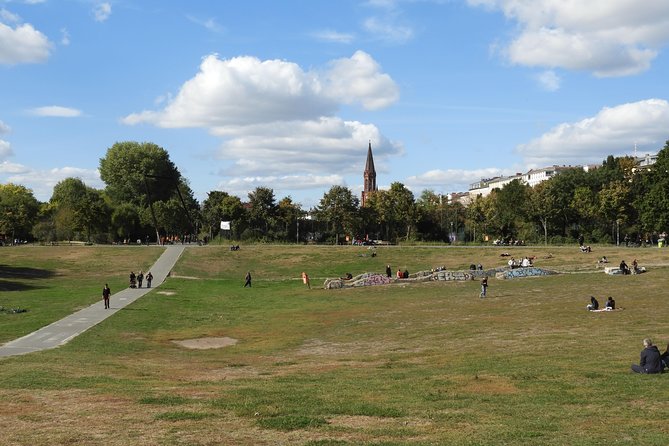 Kreuzberg Tour – Kriminell und kuschelig - The Route Value: Not Rushed, Just Focused