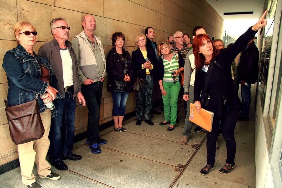 Leipzig: 1.5-Hour Historical Walking Tour in German - Starting at Katharinenstraße 8, and Why 15 Minutes Matters