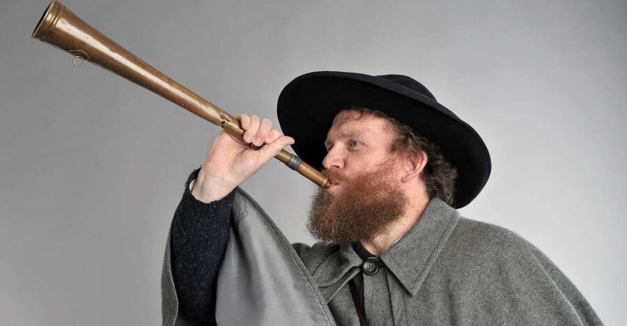 Leipzig: 1.5-Hour Public Tour with Night Watchman Bremme - Lantern, alleys, and old trades: the story-driven walk you get
