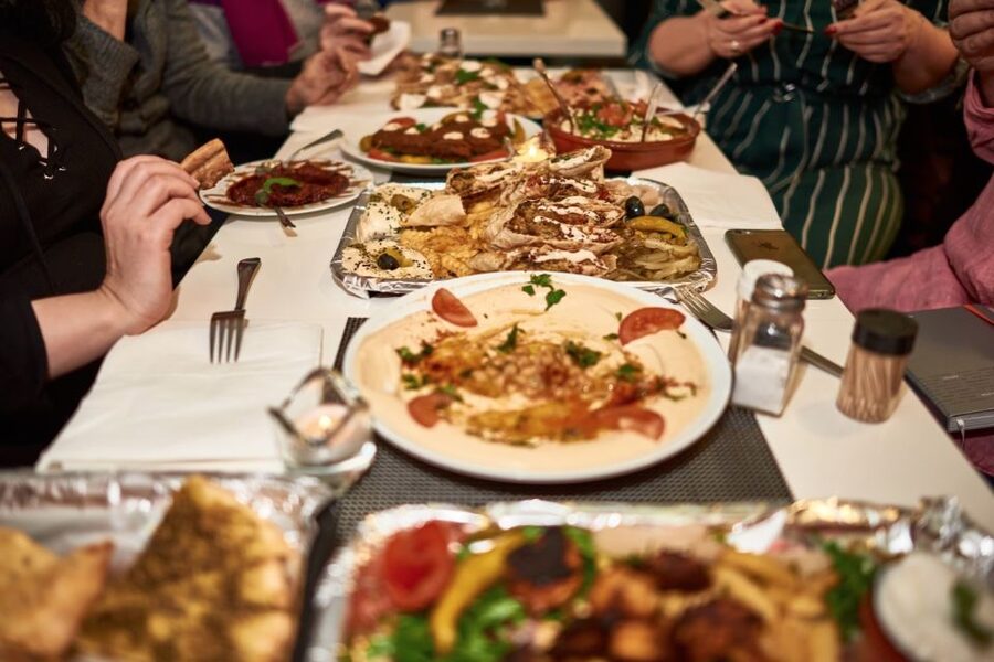 Leipzig: 3 dangerously delicious hours in Eisenbahnstraße - “3 dangerously delicious hours” and what it really means for your taste buds