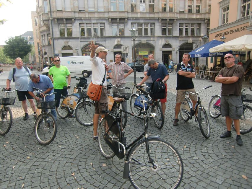 Leipzig: 3-Hour Guided Bike Tour - New Town Hall and Rosental Park: civic views, then green calm