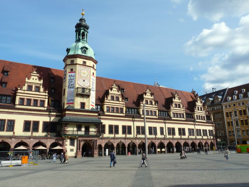Leipzig: 3-Hour Guided Bike Tour - Zoo pass and Historical Waldstraßenviertel: what you should and should not expect