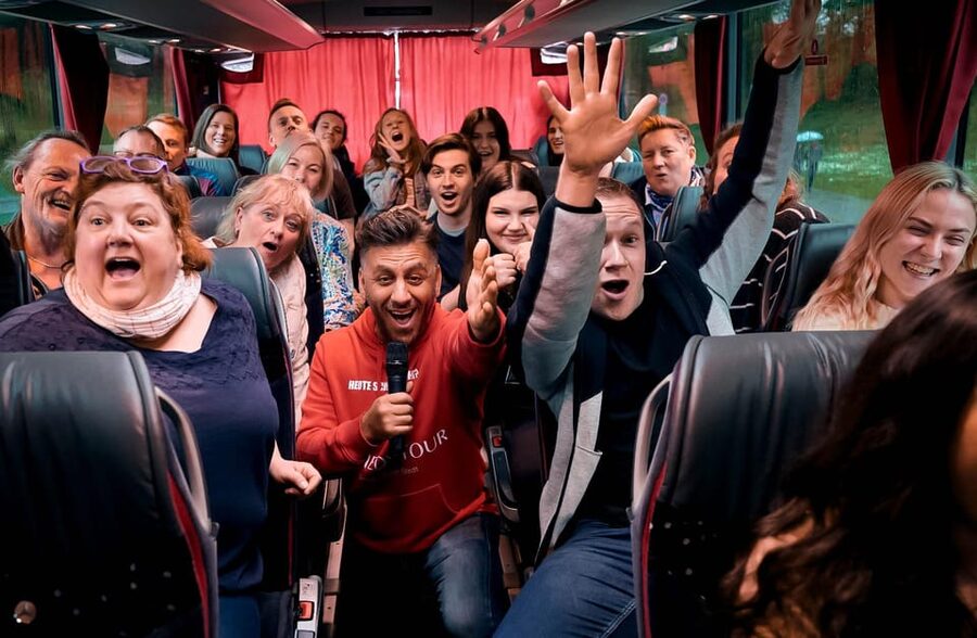 Leipzig: Comedy Tour through the Old Town (Tour in German) - Meet at Oberer Dittrichring, right by St. Thomas Church