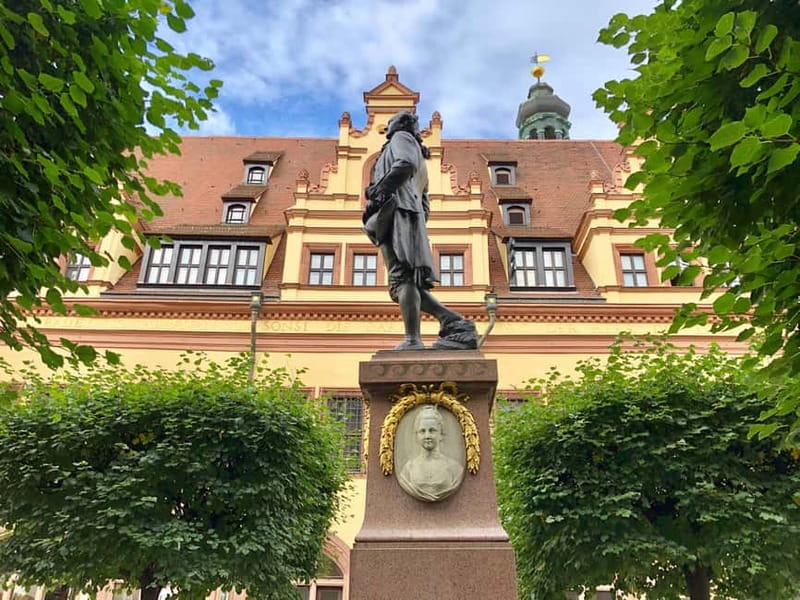 Leipzig: fresh city tour 2.0 - We bring history to life! - Enter Leipzig With Headsets, Not Lectures