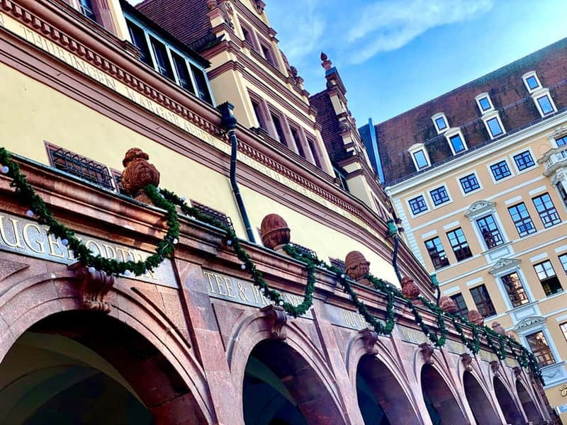 Leipzig: fresh city tour 2.0 - We bring history to life! - St. Nicholas Church, Augustusplatz, and the Courtyard Moments