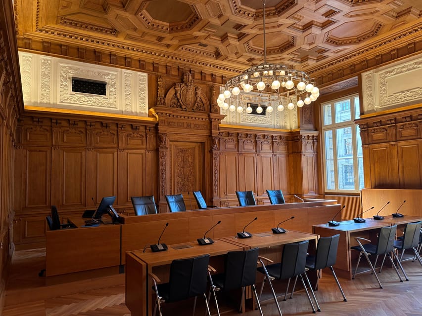 Leipzig: Guided tour of the Federal Administrative Court - Starting point at Simsonplatz 1, and how to mentally prepare