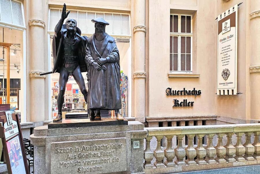 Leipzig: Private Tour of the Old City - Barthels Hof and Specks Hof, Trade Fair Spaces With Real Atmosphere